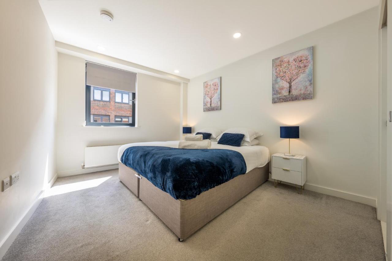 Luxury One Bedroom Serviced Apartment In The Heart Of Bedford Luaran gambar