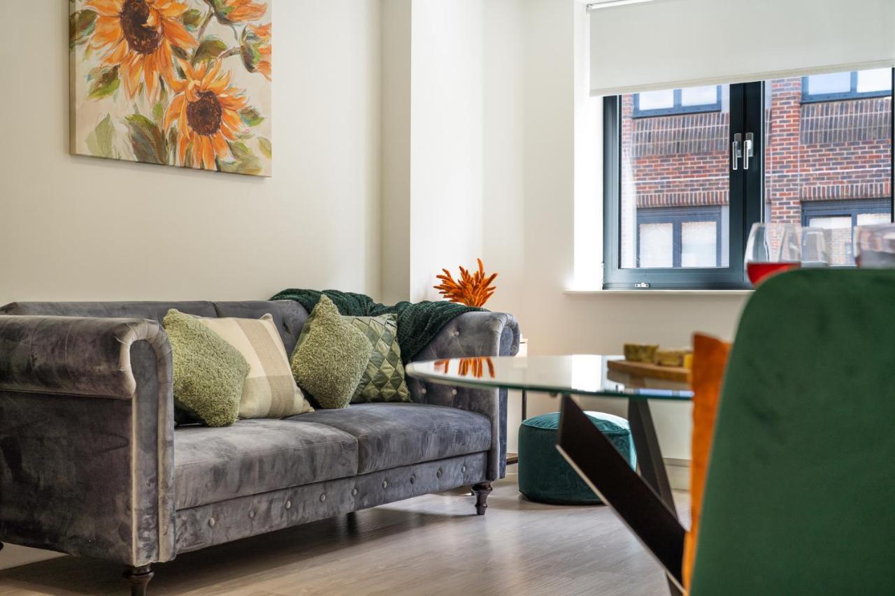 Luxury One Bedroom Serviced Apartment In The Heart Of Bedford Luaran gambar